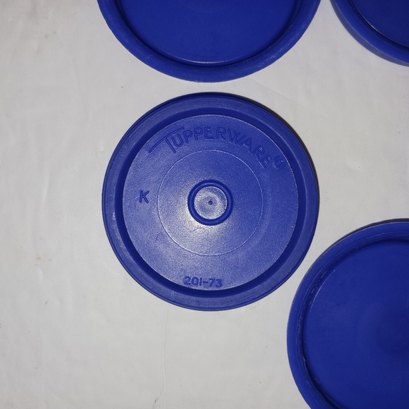 Tupperware Midgets (5), Clear, Dark Blue Lids - NWOT - Picture 7 of 8